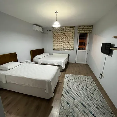 Hotel Elit 61