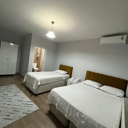 Hotel Elit 61